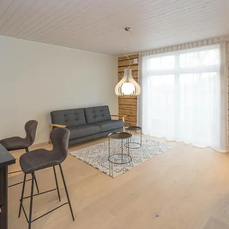 Central Pearl Апартаменти *